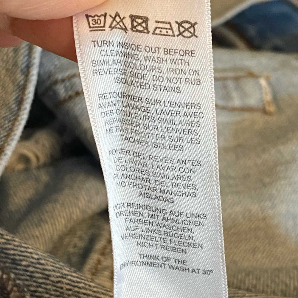 ASOS High Waisted Distressed Denim Shorts Light-Wash 100% Cotton WO14 - Picture 12 of 12